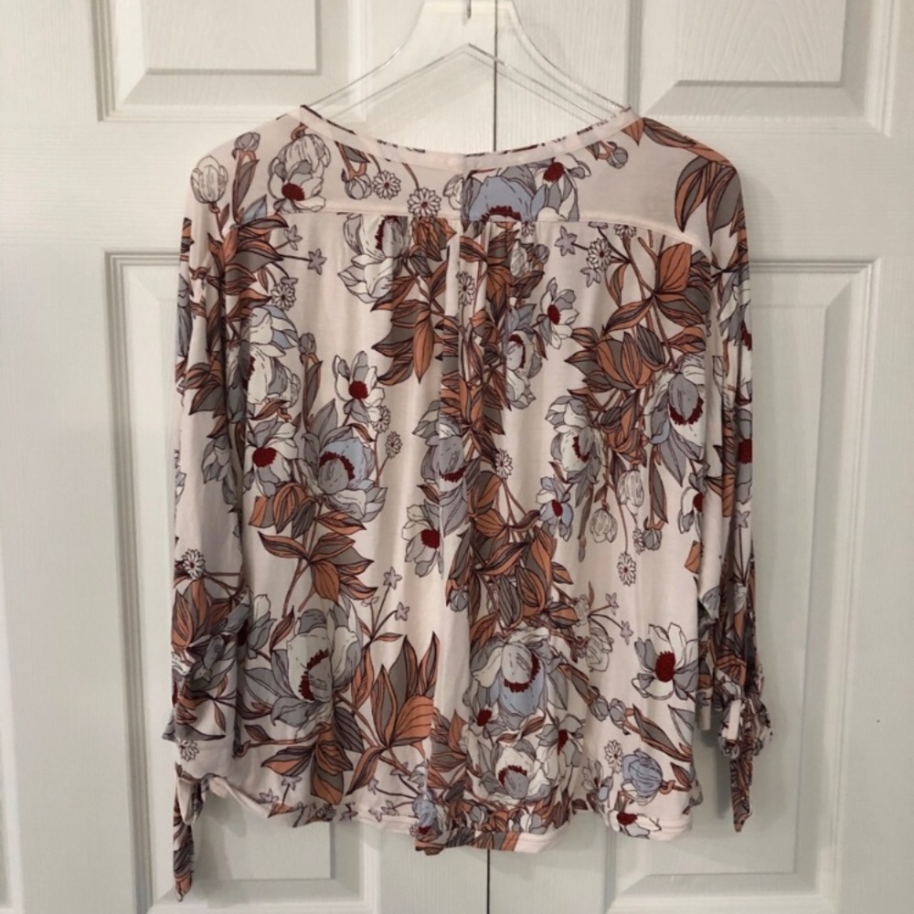 🎉Free People Keeping On Top🎉 - Picture 4 of 5